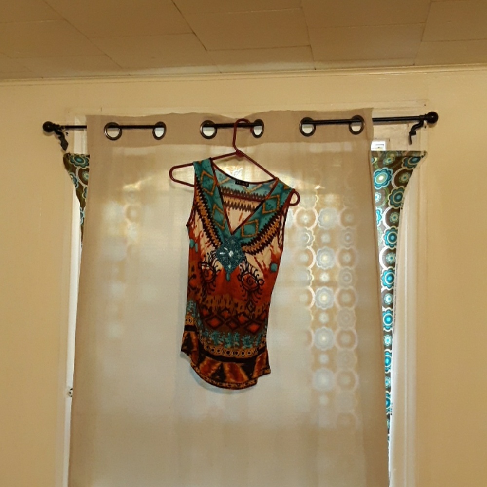 Aztec top